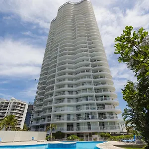 Burleigh Surf **** Gold Coast