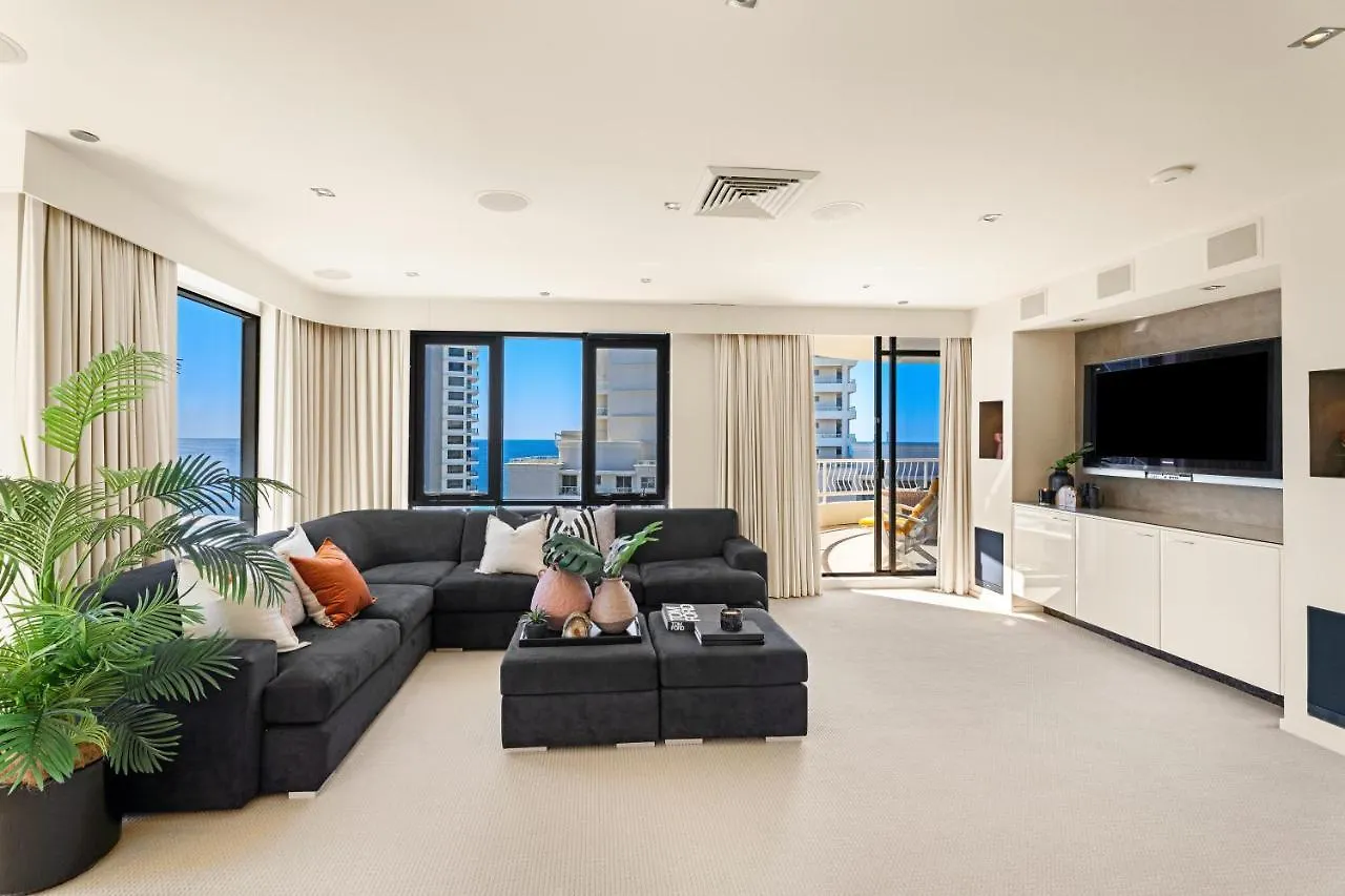 Biarritz Apartments Gold Coast Aparthotel